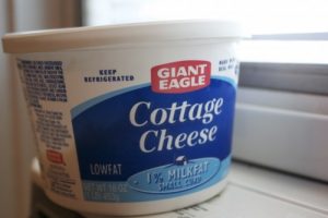 LOW-FAT COTTAGE CHEESE